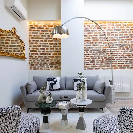 Loft In With Private Terrace & Jacuzzi * ミラノ