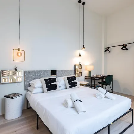 Loft In With Private Terrace & Jacuzzi ミラノ