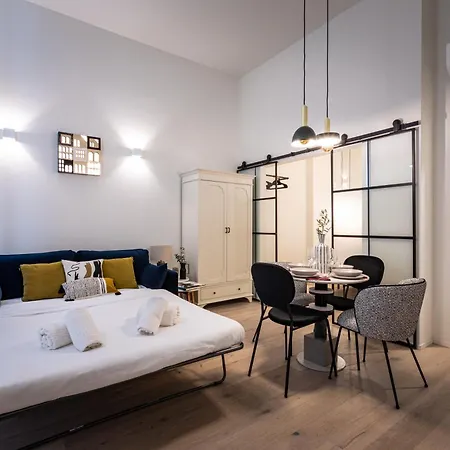 別荘 Loft In With Private Terrace & Jacuzzi ミラノ