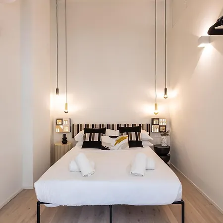 別荘 Loft In With Private Terrace & Jacuzzi ミラノ